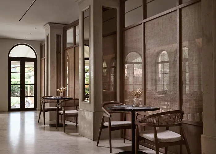 Pallas Hotel